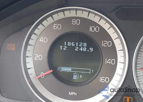 2012 Volvo Xc60 T6/T6 Platinum/T6 Premier Plus/T6 R-Design/T6 R-Design Platinum/T6 R-Design Premier Plus z USA, uszkodzony, nr VIN YV4902DZ2C2292882